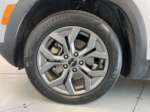 Used 2024 Kia Seltos S image 15