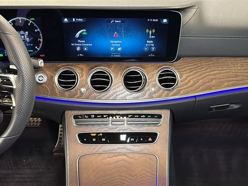 Used 2022 Mercedes-Benz E 53 AMG 4MATIC Sedan image 17