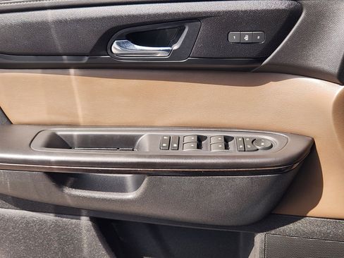 Used 2017 GMC Acadia Limited SLT FWD image 20
