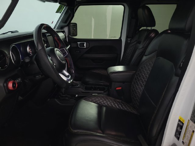 Used 2021 Jeep Wrangler Unlimited Sahara AWD/4WD image 14