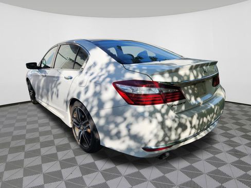 Used 2016 Honda Accord Sport image 3