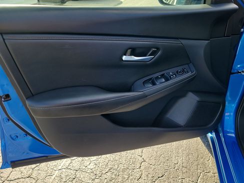 Certified 2024 Nissan Sentra SV FWD image 17