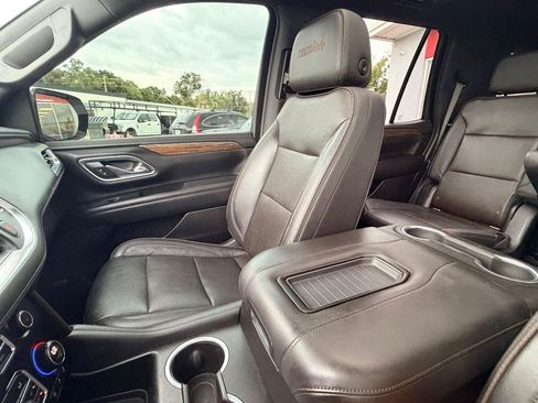 Used 2021 Chevrolet Tahoe High Country w/ Premium Package RWD image 27