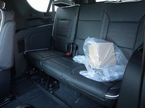New 2026 GMC Yukon XL AT4 Ultimate w/ LPO, Floor Liner Package image 19