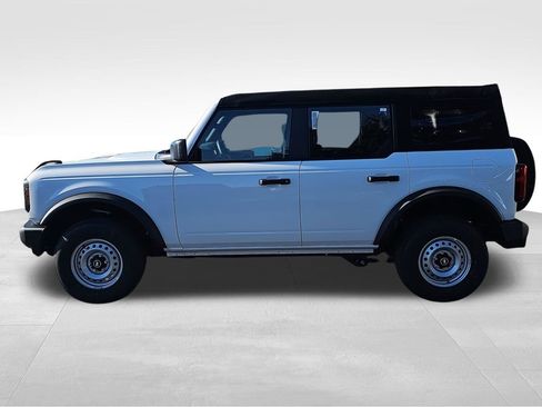 New 2026 Ford Bronco 4-Door image 6