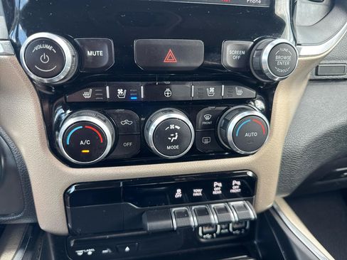 Used 2019 RAM 1500 Laramie AWD/4WD image 20