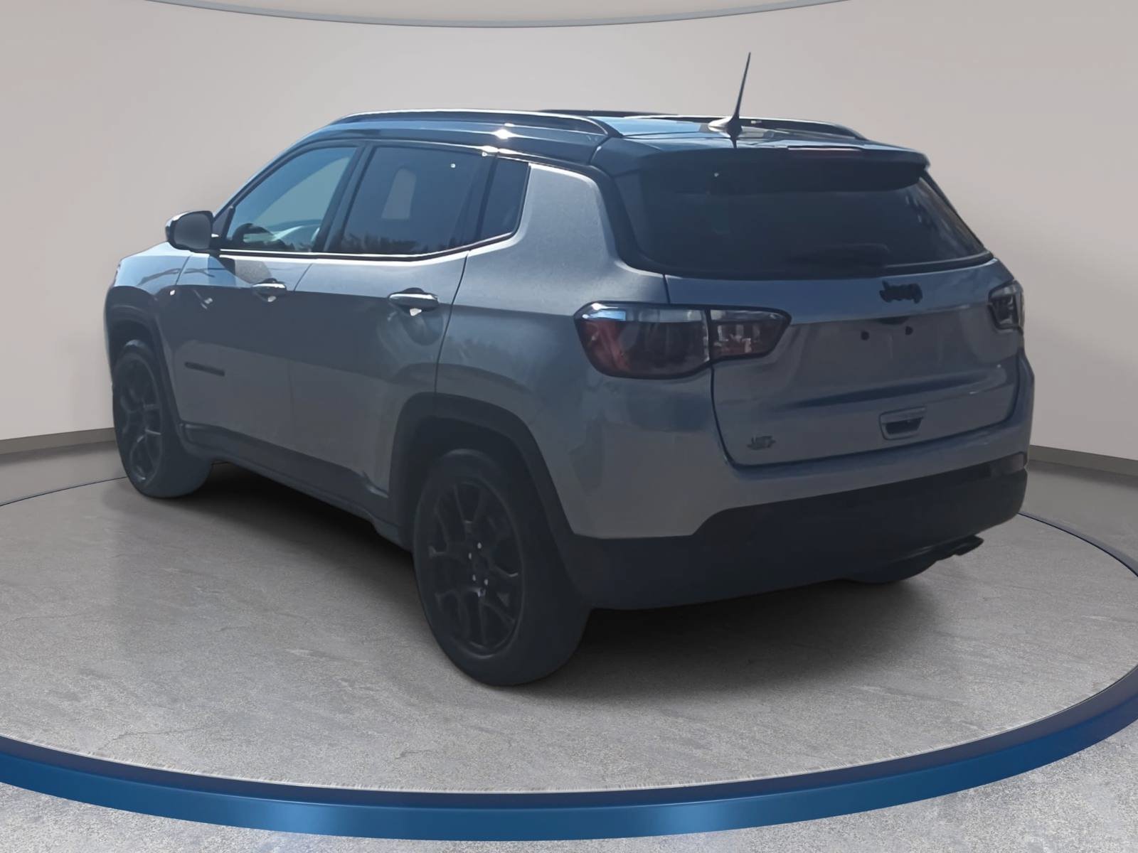 Used 2022 Jeep Compass Latitude w/ Sun and Sound Group FWD image 7