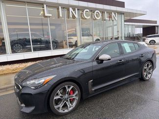 Used 2018 Kia Stinger GT2 video 1