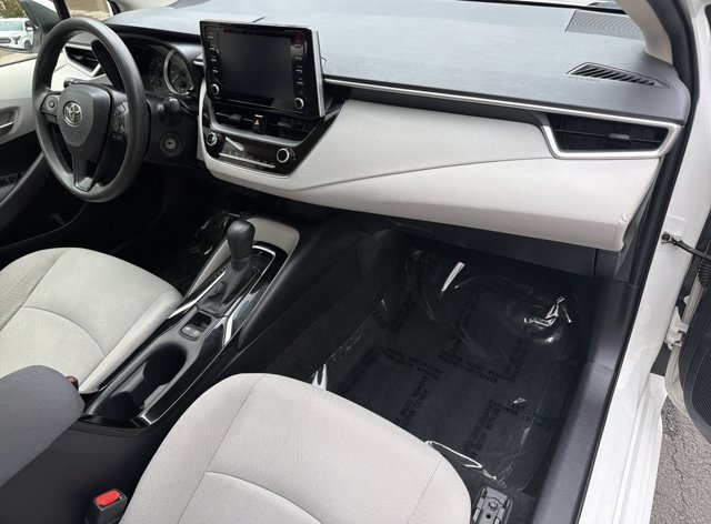Used 2020 Toyota Corolla LE FWD image 26