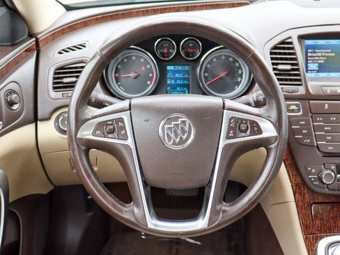 Used 2013 Buick Regal Premium FWD image 13