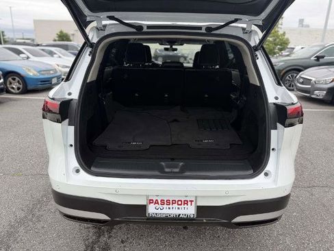Certified 2026 INFINITI QX60 Luxe w/ Cargo Package AWD/4WD image 17
