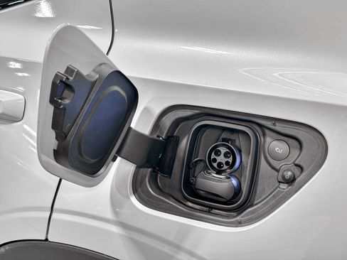 Used 2023 Polestar Polestar 2 w/ Pilot Pack AWD/4WD image 5
