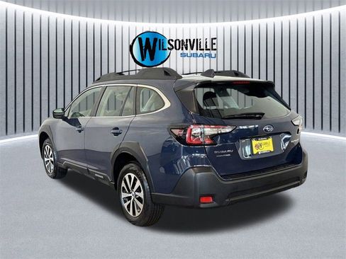 Used 2025 Subaru Outback image 6