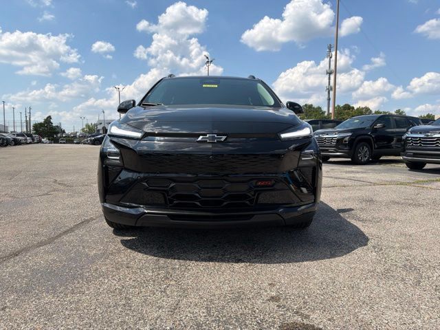New 2027 Chevrolet Bolt RS w/ Super Cruise Package FWD image 8
