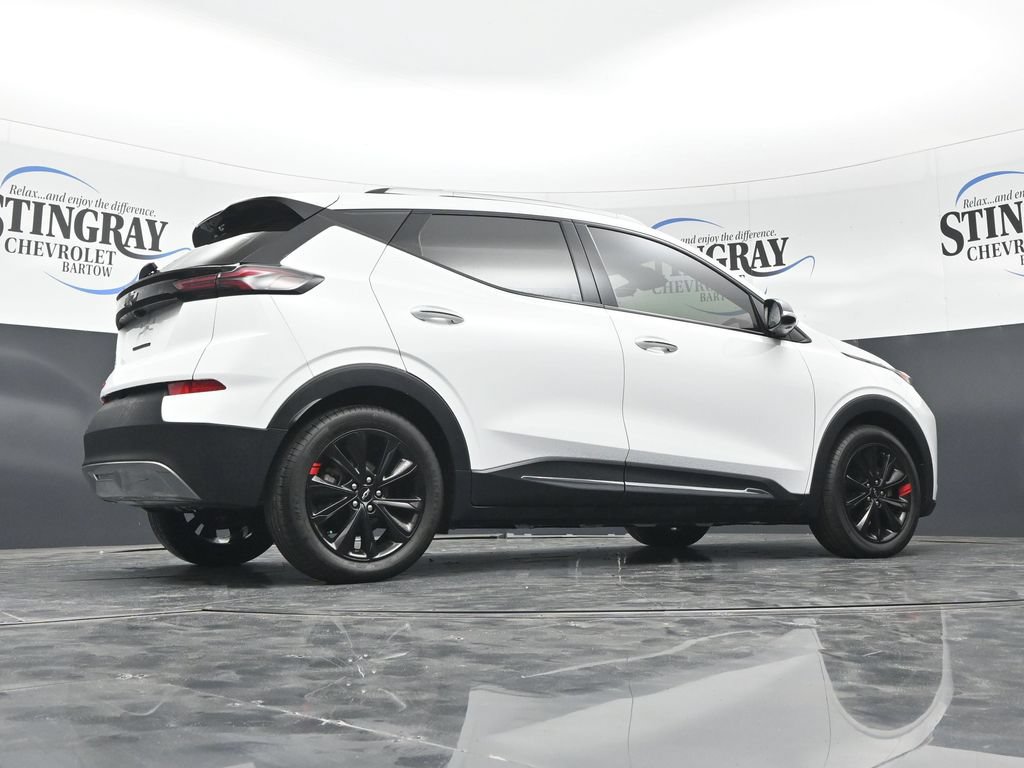Used 2023 Chevrolet Bolt EUV Premier w/ Sun & Sound Package FWD image 34