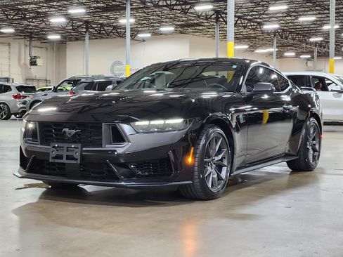 Used 2025 Ford Mustang Dark Horse RWD image 4