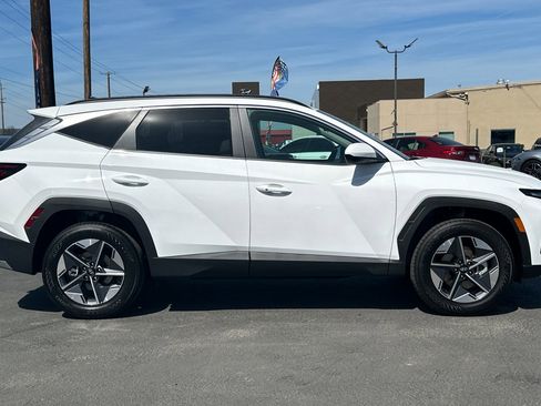 New 2026 Hyundai Tucson SEL AWD/4WD image 3