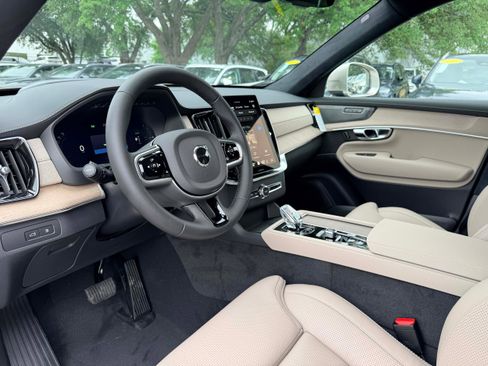 New 2026 Volvo XC90 T8 Ultra w/ Lounge Package AWD/4WD image 10