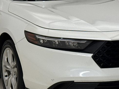 Certified 2023 Honda Accord LX image 5