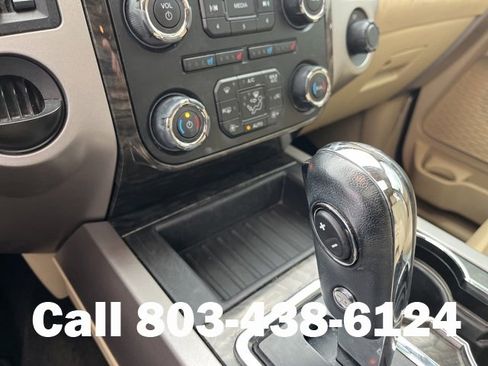 Used 2017 Ford Expedition Limited image 27