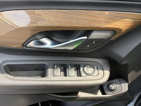 Used 2019 GMC Terrain SLE w/ Driver Convenience Package AWD/4WD image 19