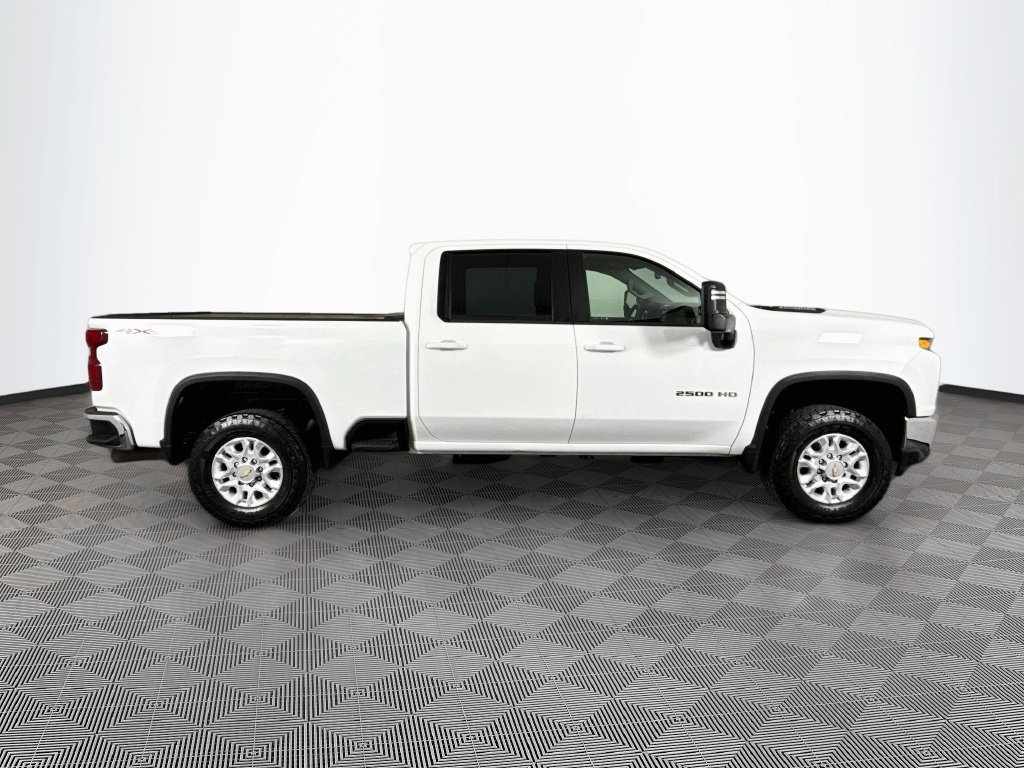 Used 2022 Chevrolet Silverado 2500 LT w/ Fleet Comfort Package AWD/4WD image 8