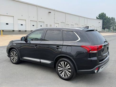 Used 2019 Mitsubishi Outlander SEL AWD/4WD image 3