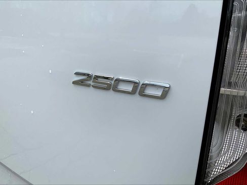Used 2025 Mercedes-Benz Sprinter 2500 image 20