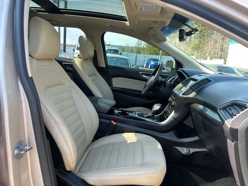 Used 2017 Ford Edge SEL w/ Equipment Group 201A AWD/4WD image 11
