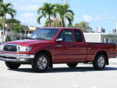 Used 2002 Toyota Tacoma 2WD Xtracab image 5
