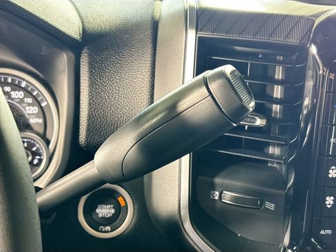 New 2026 RAM 2500 Big Horn AWD/4WD image 18