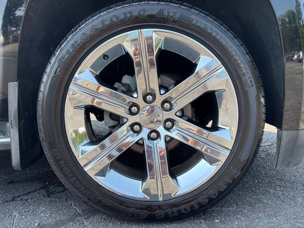 Used 2016 GMC Yukon Denali w/ Open Road Package AWD/4WD image 34
