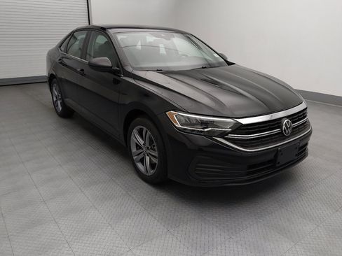 Used 2024 Volkswagen Jetta SE FWD image 13