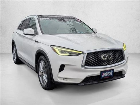 Used 2019 INFINITI QX50 Luxe w/ Navigation Package image 3