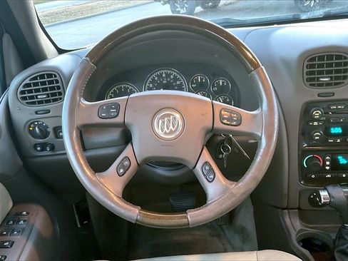 Used 2007 Buick Rainier CXL image 5