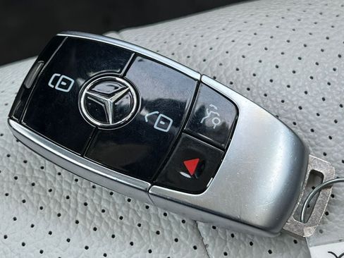 Used 2023 Mercedes-Benz E 350 4MATIC Sedan w/ Premium Package image 34