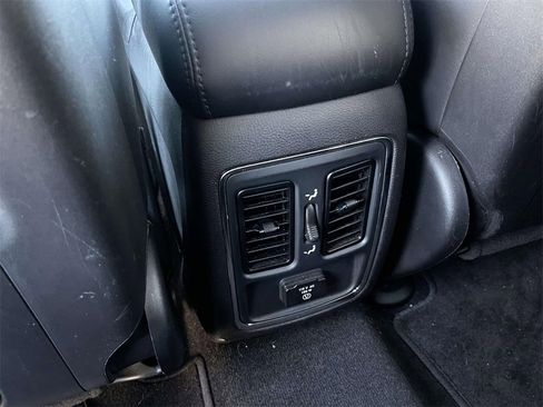 Used 2013 Jeep Grand Cherokee Laredo image 13