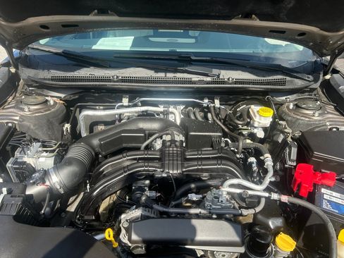 Used 2021 Subaru Outback Limited w/ Popular Package #2 AWD/4WD image 16