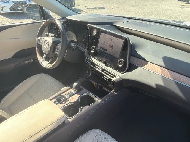 Used 2024 Lexus RX 350 Premium w/ Cold Area Package AWD/4WD image 27
