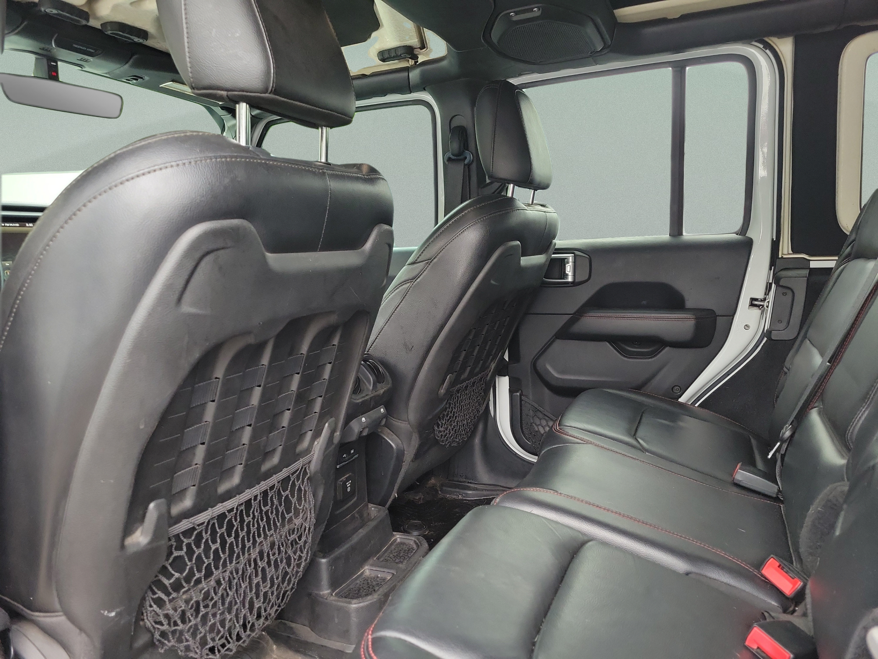 Used 2018 Jeep Wrangler Unlimited Rubicon AWD/4WD image 5