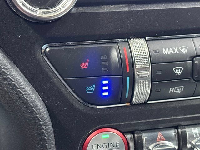 Used 2019 Ford Mustang GT Premium w/ GT Performance Package RWD image 5