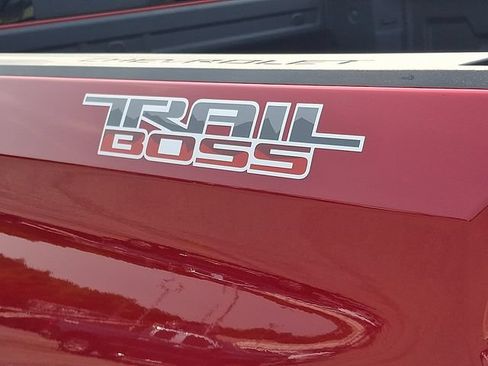 Certified 2026 Chevrolet Silverado 1500 LT Trail Boss w/ Safety Package AWD/4WD image 32