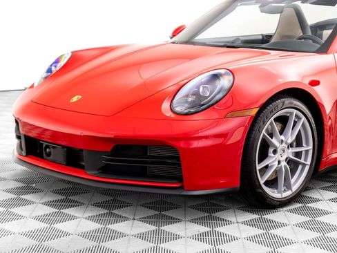 Certified 2025 Porsche 911 Carrera image 34