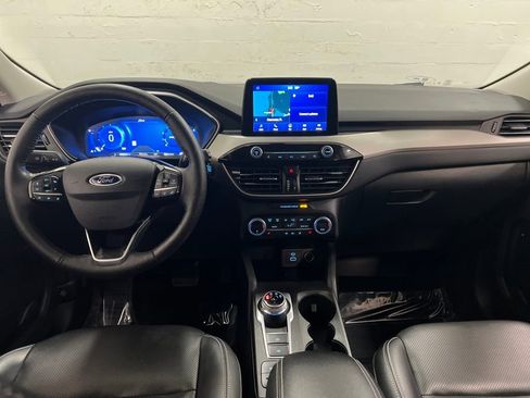 Used 2021 Ford Escape SEL w/ Technology Package image 15