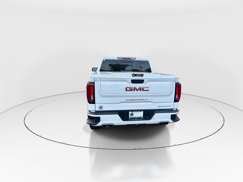 Used 2022 GMC Sierra 1500 Denali AWD/4WD image 7