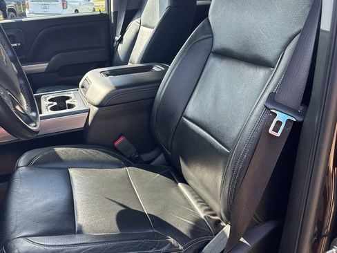 Used 2018 Chevrolet Silverado 2500 LT w/ LT Convenience Package AWD/4WD image 19