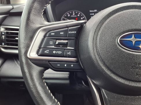 Used 2025 Subaru Outback Limited image 16