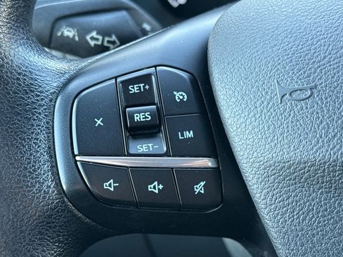 Used 2023 Ford Transit 350 XLT image 26