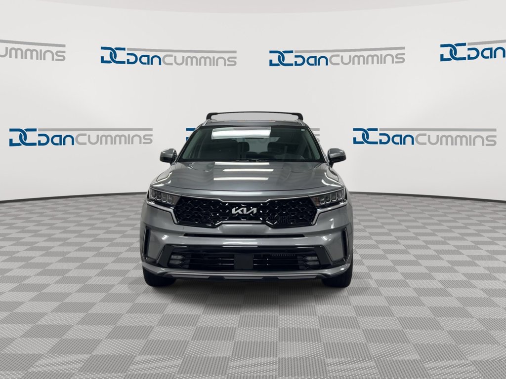 Used 2023 Kia Sorento EX AWD/4WD image 3