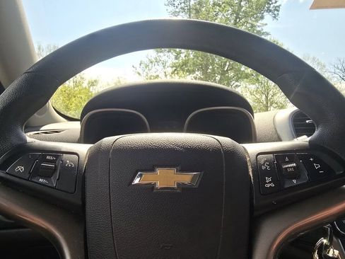 Used 2015 Chevrolet Malibu LT FWD image 23